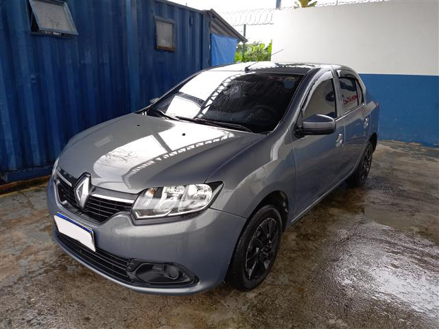 RENAULT LOGAN