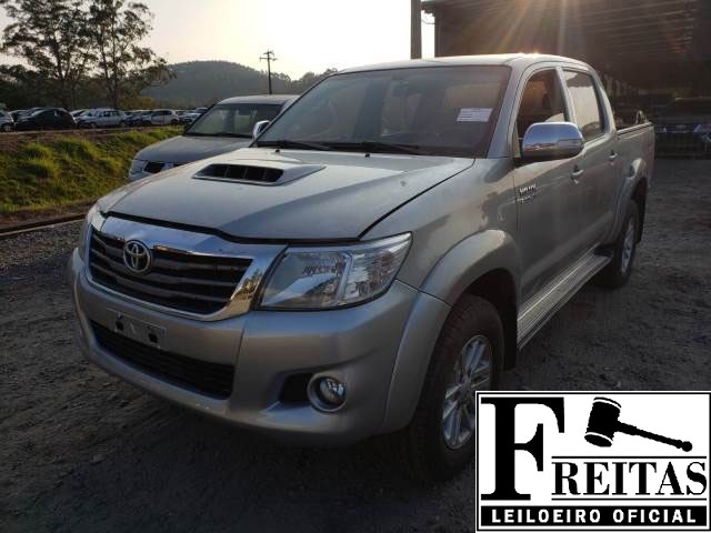 TOYOTA HILUX CD SRV 3.0 D-4D TURBO DIESEL